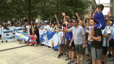 Fans flock for Messi mania in downtown Atlanta
