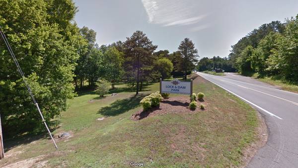 Police investigating 3 people shot at campground in Floyd County