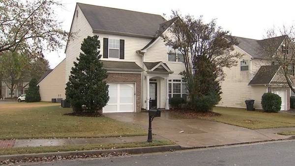 Gwinnett County woman loses thousands in rental house scam