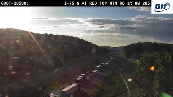 TRAFFIC RED ALERT: Crash closes all southbound lanes on I-75 near Red Top Mountain Road