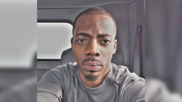 Mother of security guard killed at Atlanta parking deck mourns him on his birthday