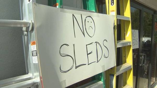 Shoppers look for last-minute winter weather supplies ahead of this weekends weather