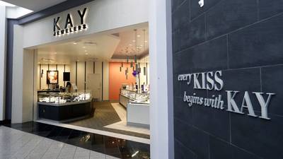 Robbers cut hole through roof of metro Kay Jewelers store during heist, police say