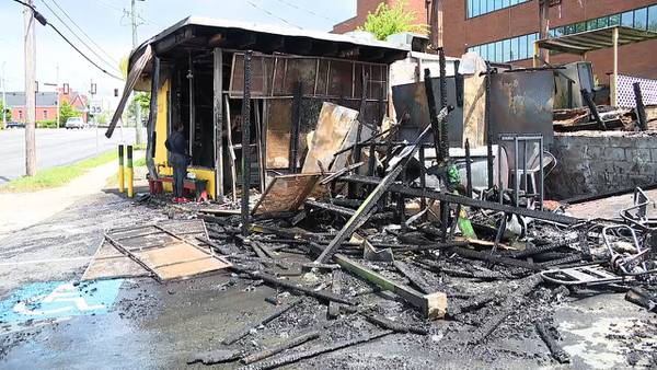 Chicken restaurant chain to pay for 404 meals in support of Jamaican restaurant destroyed by fire