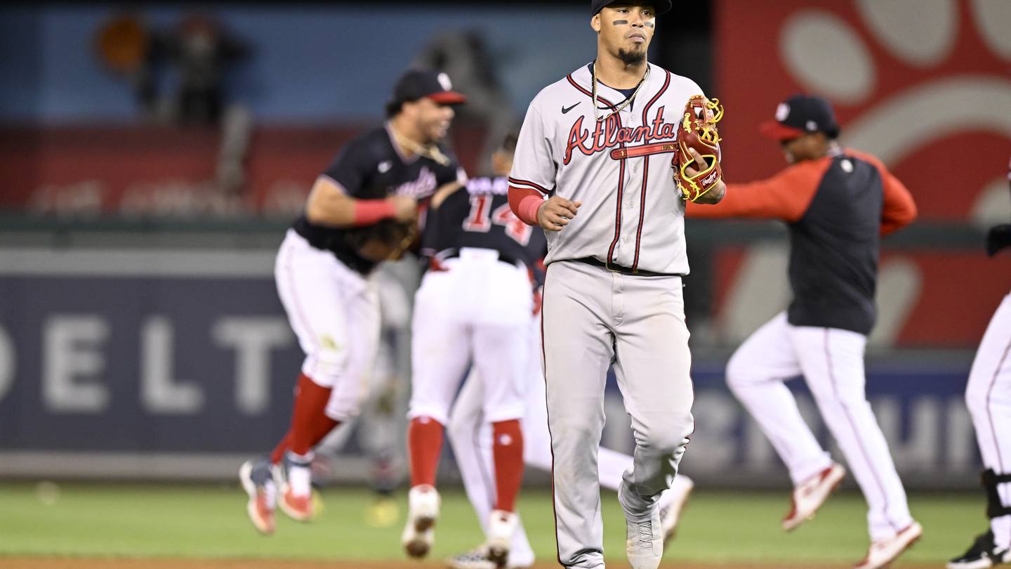Orlando Arcia of the Atlanta Braves celebrates with teammates in the  News Photo - Getty Images