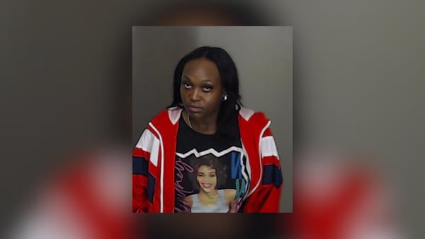 Woman arrested while trying to get contraband to inmate at DeKalb County Jail