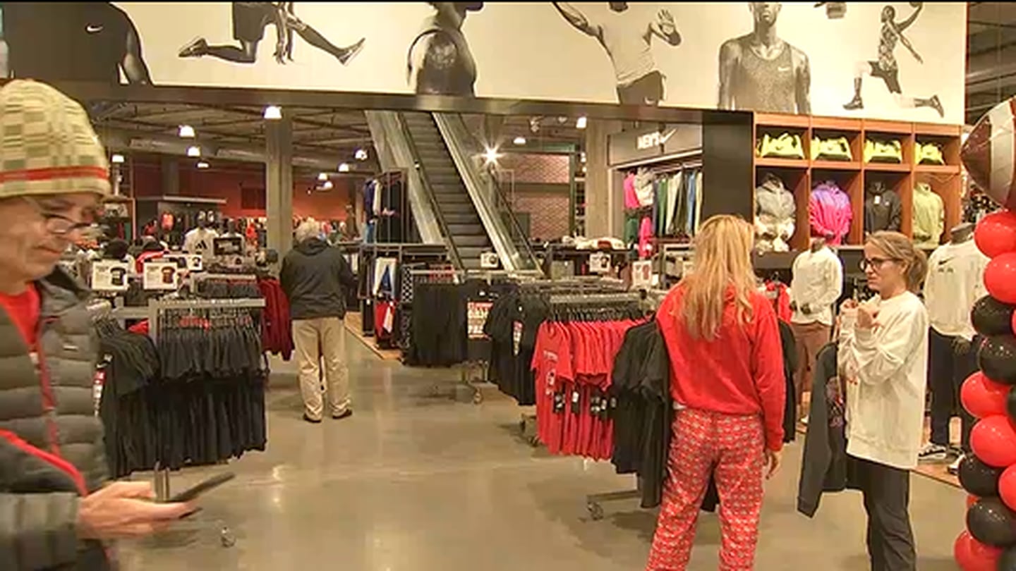 Georgia area sporting goods stores prepare for national