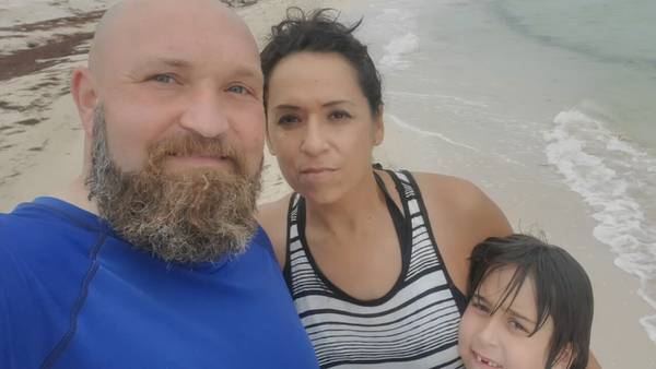 Husband pushes for immigration bill to reunite family with self-deported wife