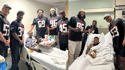 Falcons stop by Children’s Healthcare of Atlanta