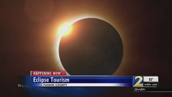 Monday's solar eclipse brings influx of tourists along path of totality