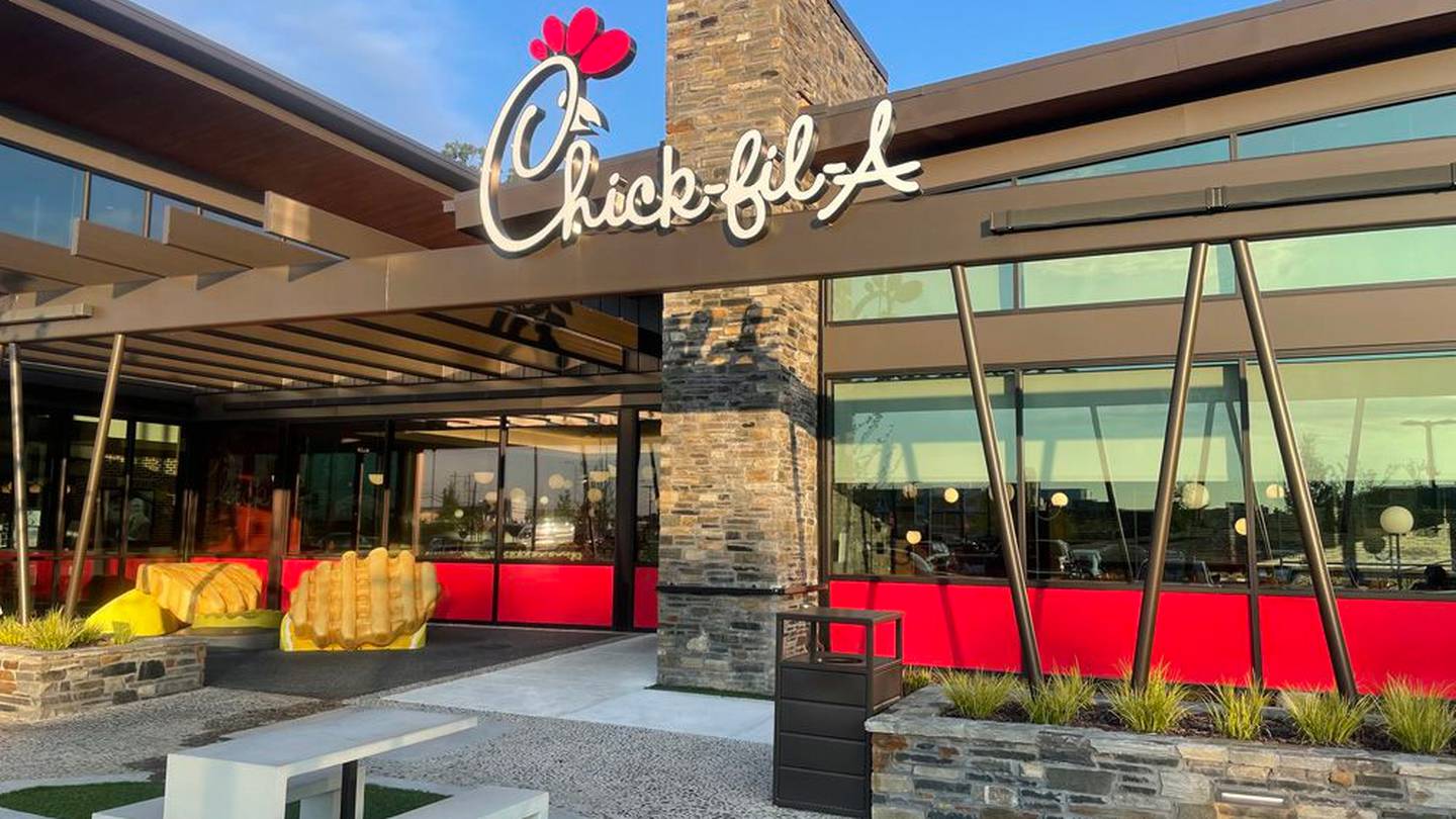 Georgia woman says hackers bought half of Chick-Fil-A menu in another state after apparent app hack – WSB-TV Channel 2