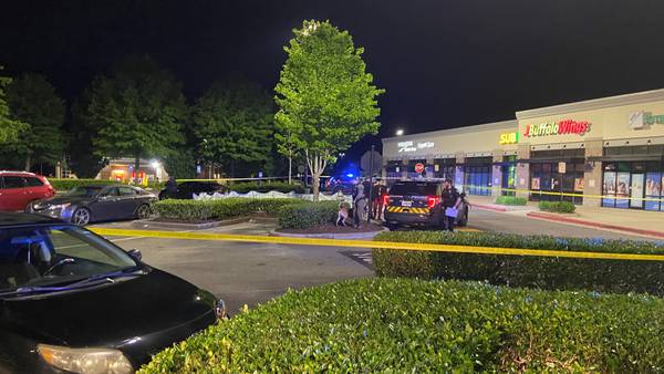Deadly shooting near a southwest Atlanta grocery store.
