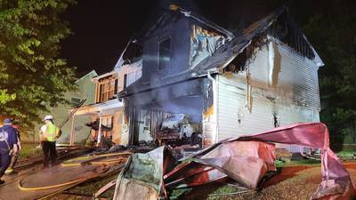 PHOTOS: Garage fire spreads throughout Gwinnett County home