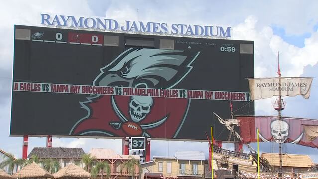 Monday Night Football: Buccaneers host Eagles for matchup of