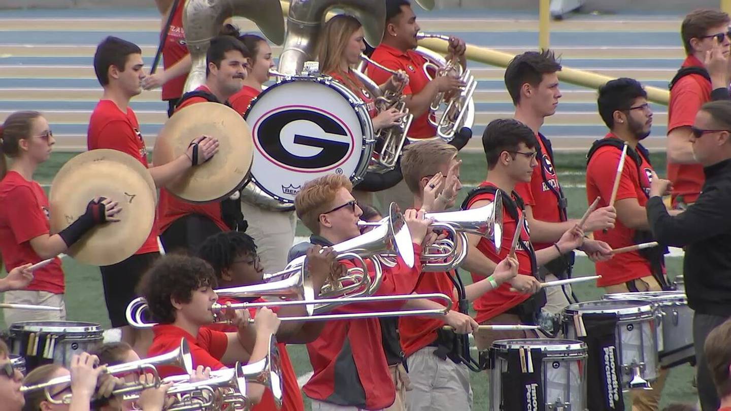 UGA fans talk about game travel plans ahead of National Championship in