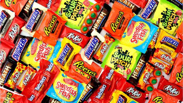 Metro Atlanta parents find sewing needles in kids’ Halloween candy, police say