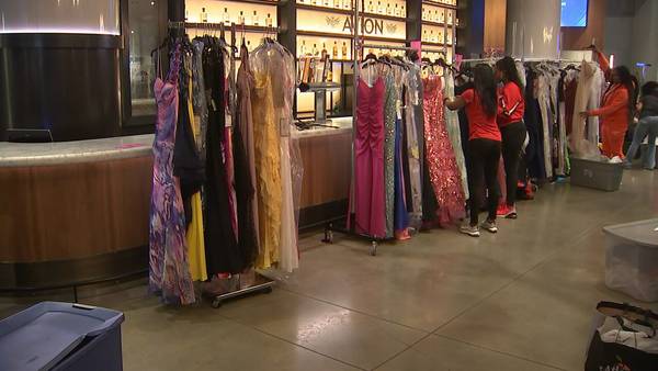 ‘This is a life dream:’ Atlanta Hawks, non-profit sets up free ‘prom dress boutique’ for students