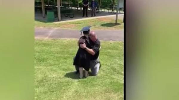 Deputy who saved 2-year-old from drowning has heartwarming reunion at kindergarten graduation
