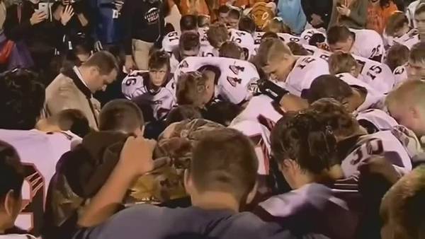 Battle over prayer on the field after high school football games reaches the nation’s highest court