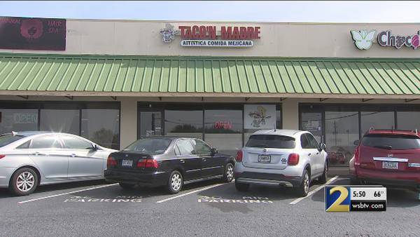 Taco N Madre Taqueria in Conyers drops from perfect health score of 100 to a 62