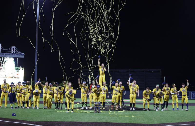 NEW YORK, NEW YORK - AUGUST 12:  The Savannah Bananas perform one last dance routine for the fans after their game against the Party Animals at Richmond County Bank Ball Park on August 12, 2023 in New York City.  The Savannah Bananas were part of the Coastal Plain League, a summer collegiate league, for seven seasons. In 2022, the Bananas announced that they were leaving the Coastal Plain League to play Banana Ball year-round. Banana Ball was born out of the idea of making baseball more fast-paced, entertaining, and fun.   (Photo by Al Bello/Getty Images)