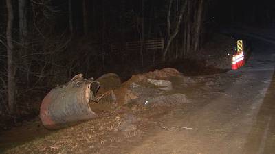 7 roads in Spalding County closed off after flooding; crews repairing collapsed drain pipe