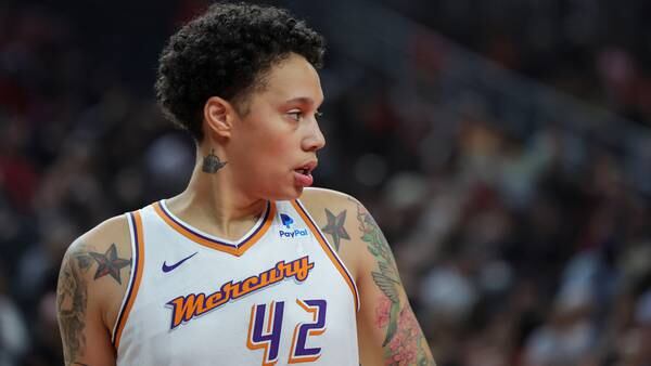 Mercury All-Star Brittney Griner to miss beginning of WNBA season with fractured toe