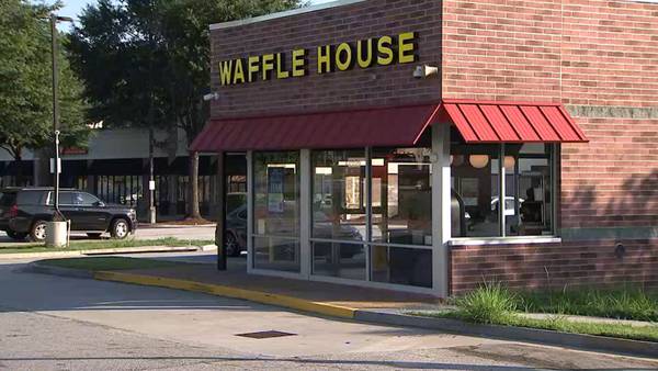 ‘We’re asking for $25/hour;’ Waffle House employees demand better pay