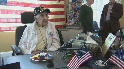 95-year-old WWII veteran honored for serving fellow veterans