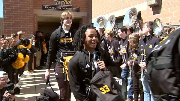 Fans, community gathers to send off Kennesaw State’s men’s basketball to first-ever NCAA tournament