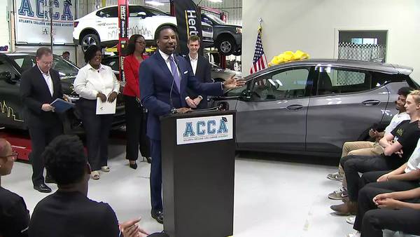 Hertz partners with City of Atlanta to add 4,000 electric vehicles to its fleet