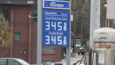 Experts say to expect gas to hit at least $4 a gallon over Ukraine invasion