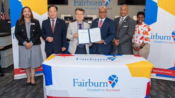 Fairburn welcomes South Korean robotics company, signs diplomatic letter for start of collaboration