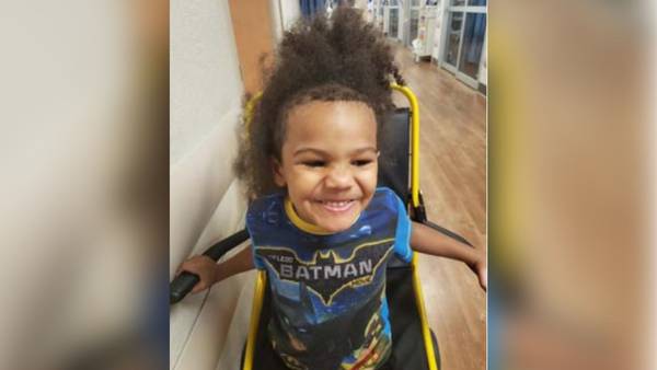 4-year-old found walking alone wearing just underpants, backpack; APD asks for help to identify him - clipped version