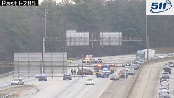 I-85 reopens after being closed for hours when crash near I-285 leaves 1 dead, 1 injured