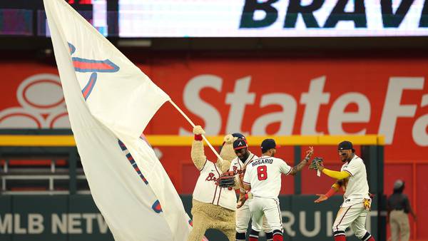 Braves clinch playoffs for fifth straight year