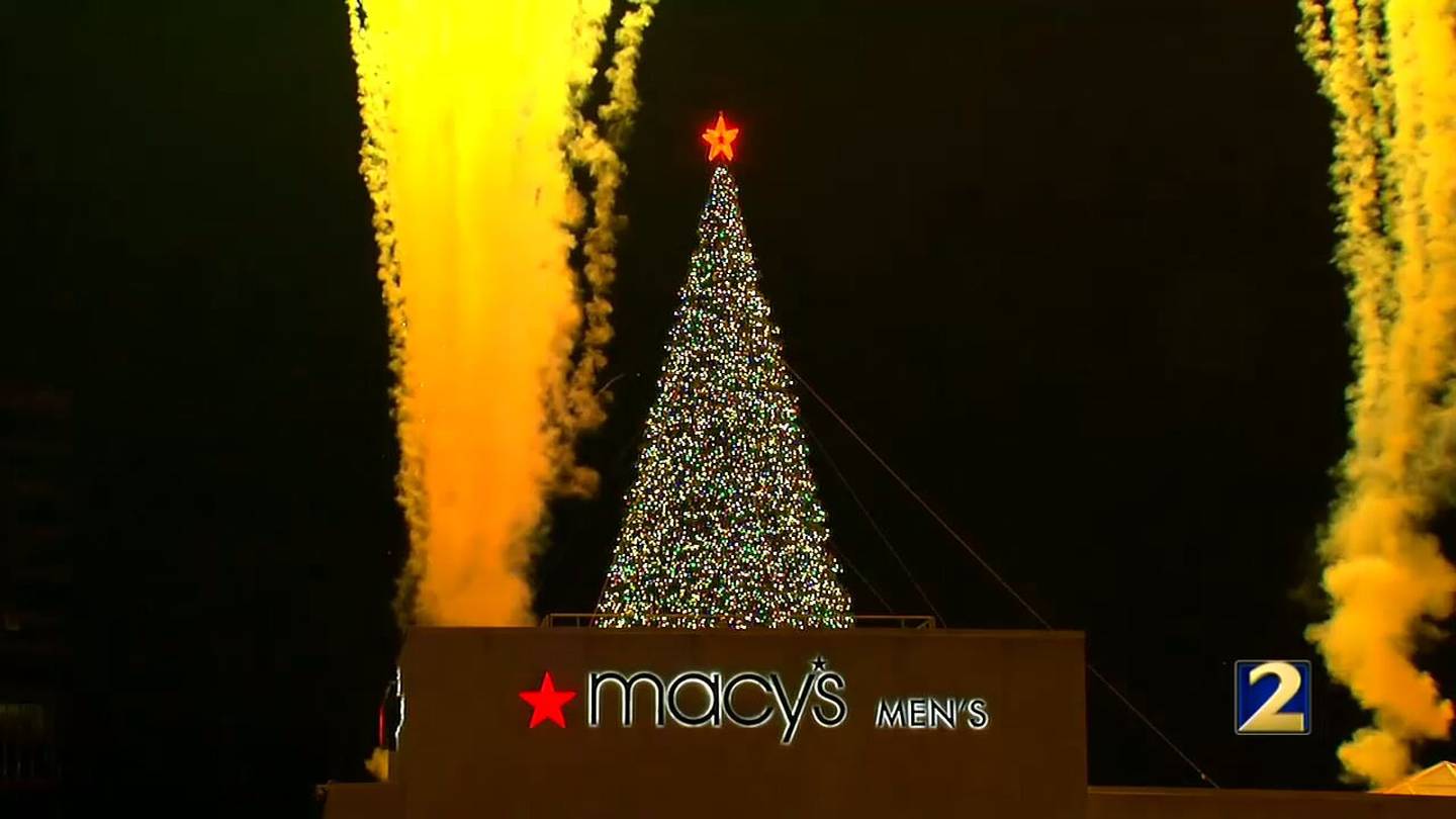 Shoppers lament loss of Macy’s Lenox Square tree lighting