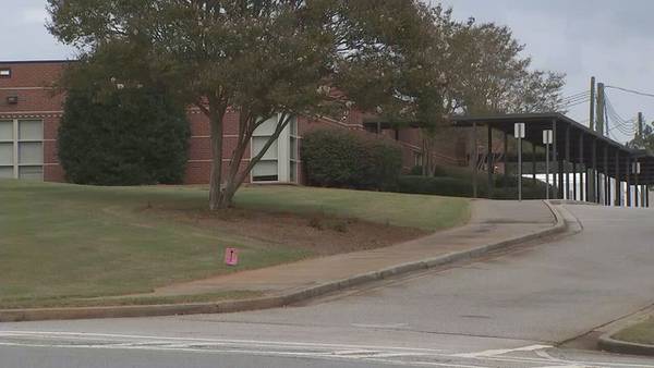 2 middle school students arrested over online threats posted at 2 Gwinnett County schools this week