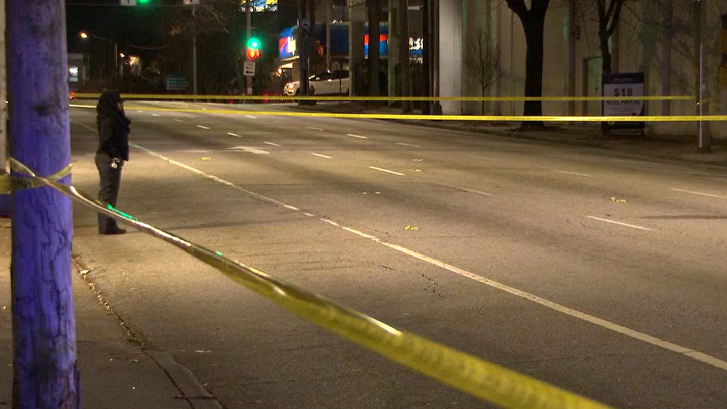 Atlanta police investigating 2 men shot on Andrew Young International Boulevard