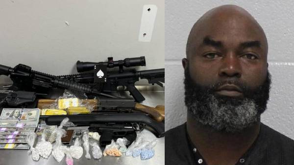 Convicted felon arrested with over 800 illegal pills, firearms, detectives say