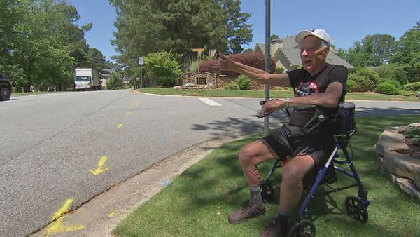 93-year-old Marietta man who sits on the corner greeting neighbors nominated for Nextdoor 100