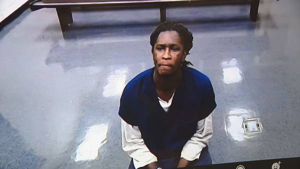 New charges involving machine gun brought against rapper Young Thug