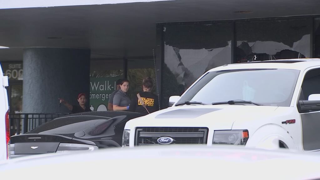 6 people shot, injured at Orange County nightclub