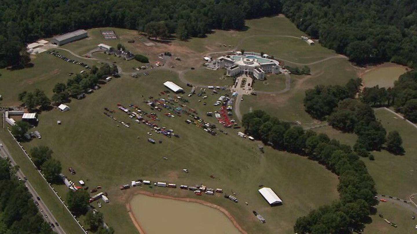 Thousands of people flock to Rick Ross’s Fayette County mansion for car show