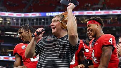 PHOTOS: Georgia vs. Oregon in the Chick-fil-A kickoff game at Mercedes-Benz Stadium