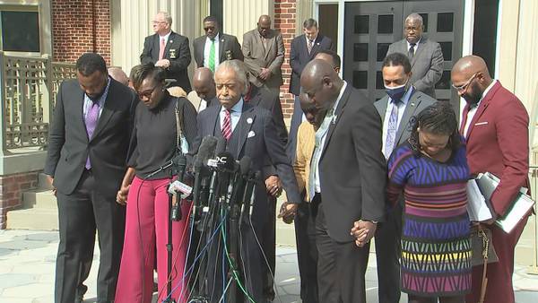 Rev. Sharpton, other civil rights leaders join Arbery family as 4th day of murder trial closes