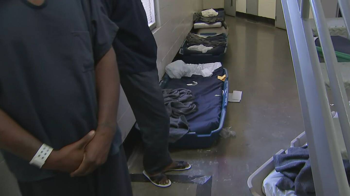 More than 450 Fulton County inmates sleeping on floor amid overcrowding