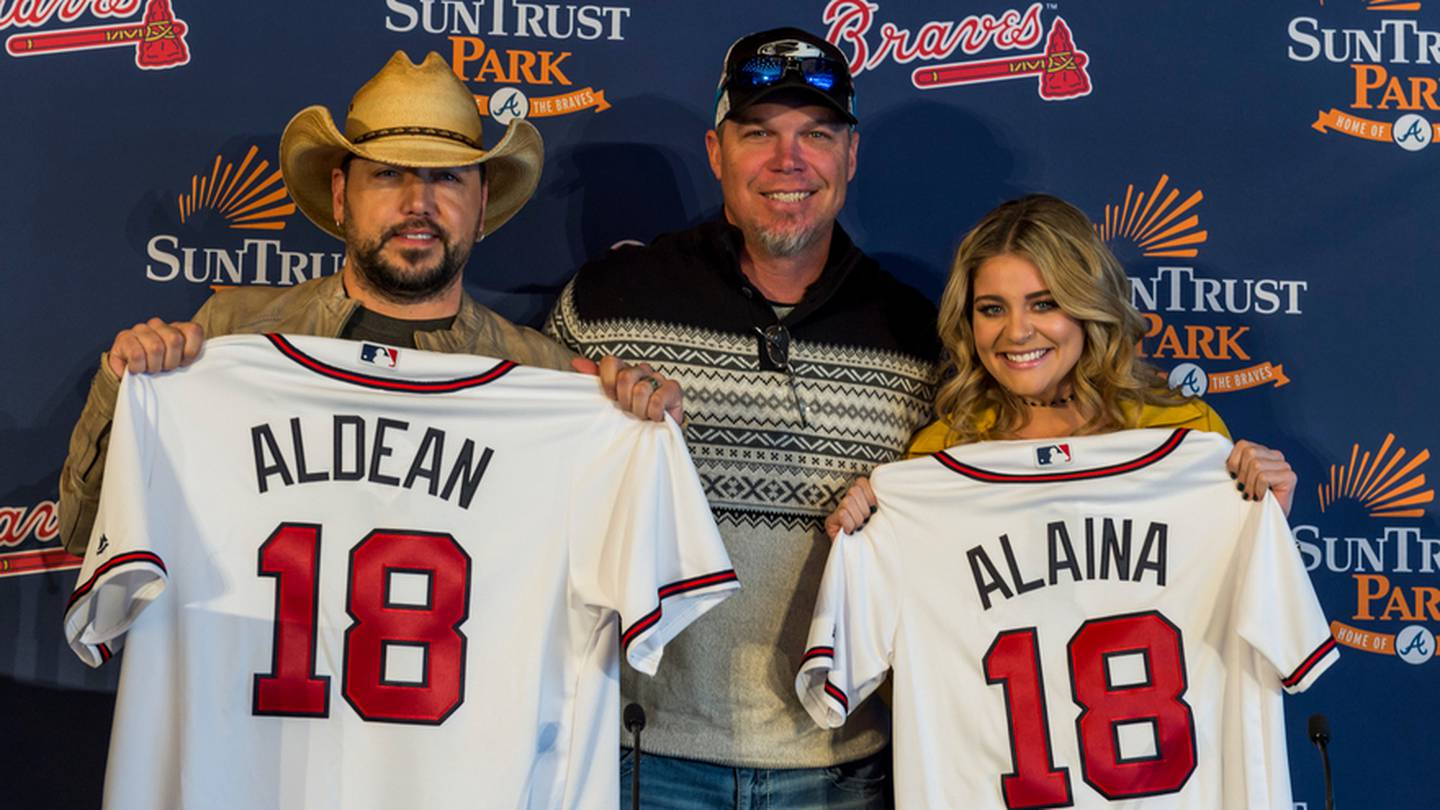 Georgia Native Jason Aldean Takes Over Atlanta Braves SunTrust Park 