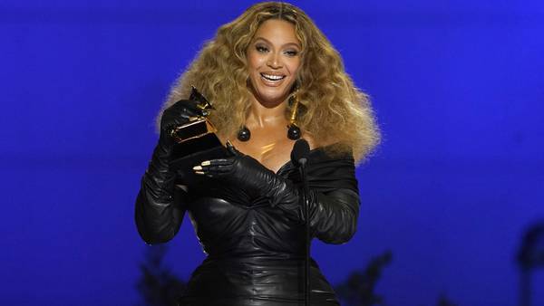 Purchasing Beyoncé tickets? Consumer advisor warns fans to be cautious ahead of Renaissance tour 