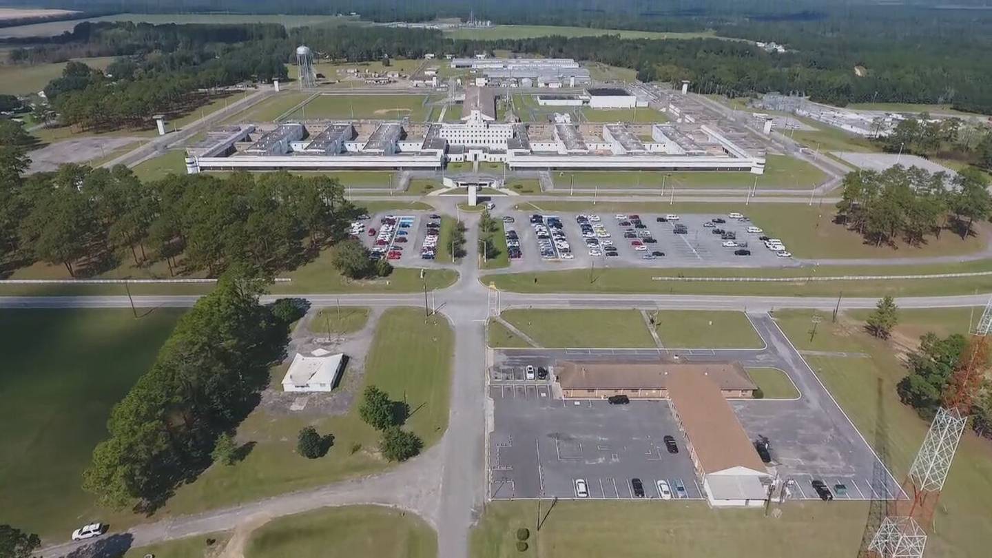 Inmates Fear Safety After Cell Phone Video Shows Shocking Conditions Inside Ga Prisons Wsb Tv Channel 2 Atlanta